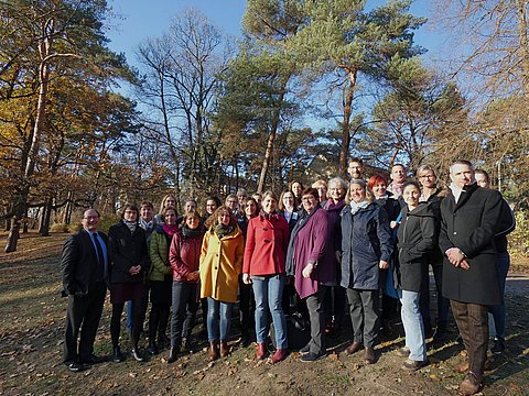 Gruppenfoto 19. Vernetzungstreffen Kita- und Schulvernetzungsstellen