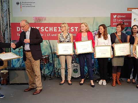 Ehrung der Vernetzungsstellen Kita- und Schulverpflegung zum 10jährigen Bestehen und Übergabe der Zuwendungsbescheide für die INFORM-Projekte.