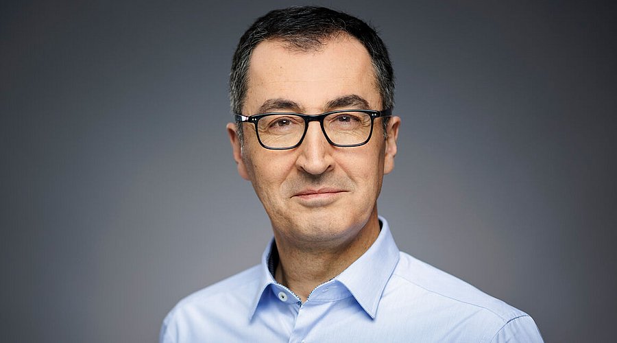 Porträt Cem Özdemir Bundesminister für Ernährung und Landwirtschaft